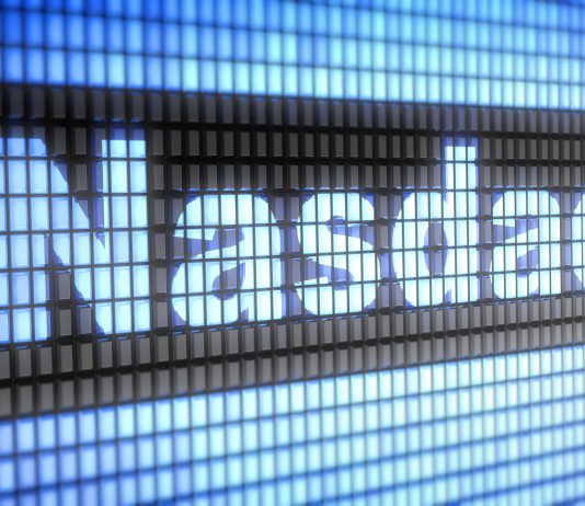 Forex Trading Ideas: On The Nasdaq CFD We Had A Regular Divergence Sell Trade…